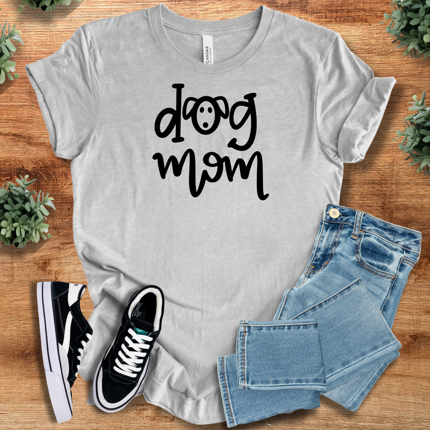 Dog Mom Tee