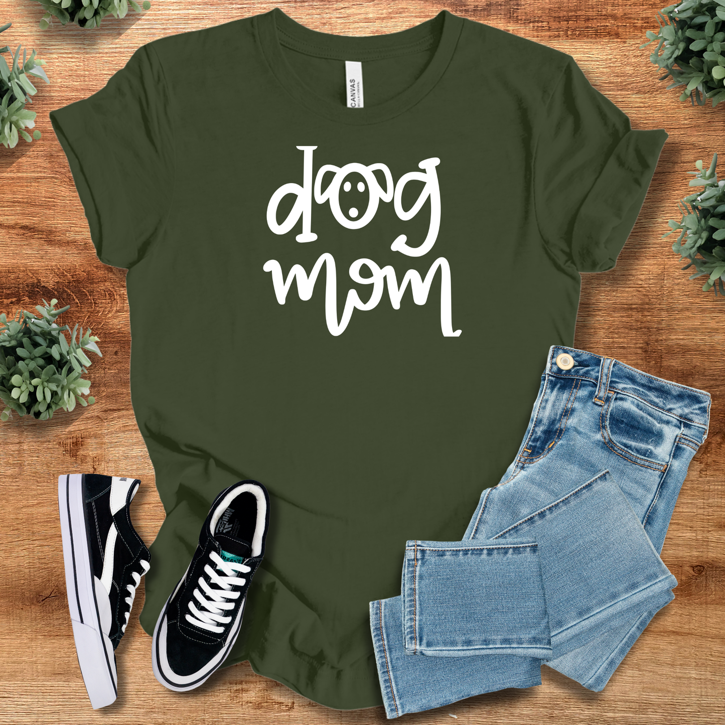 Dog Mom Tee