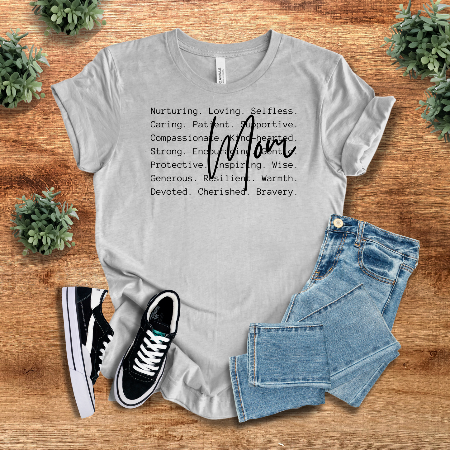 Heather gray Mom Affirmation T-Shirt with positive affirmations for moms. A cozy and fashionable tee, great for celebrating motherhood in style.